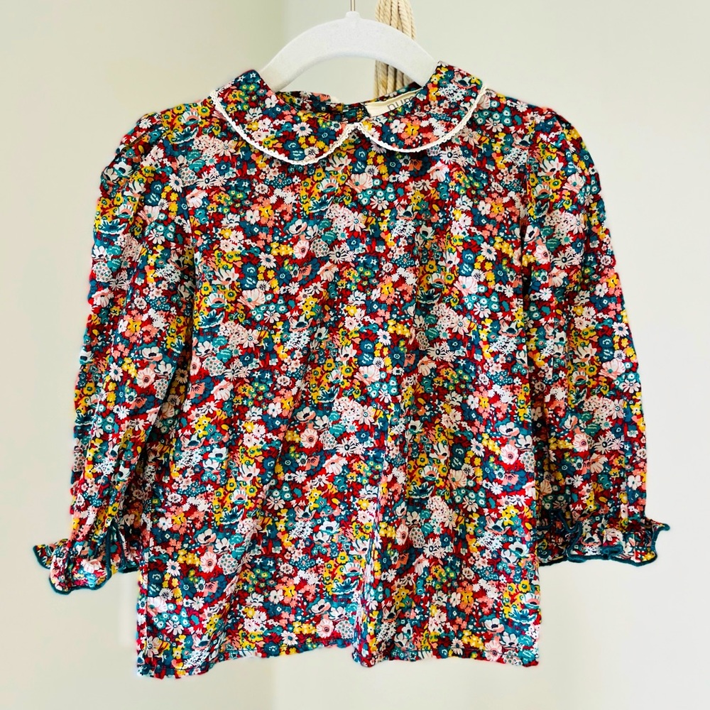 Numi Floral Peter Pan Collar Blouse